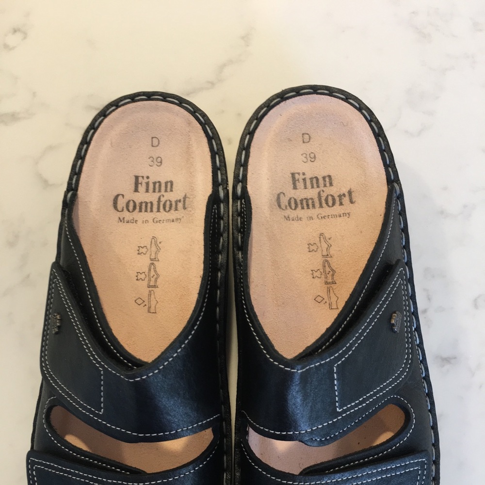 NWOT Finn Comfort Sandals